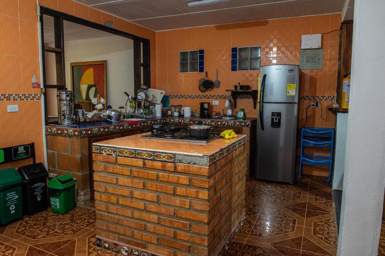 Cafe Racer Hostel Хардин Экстерьер фото