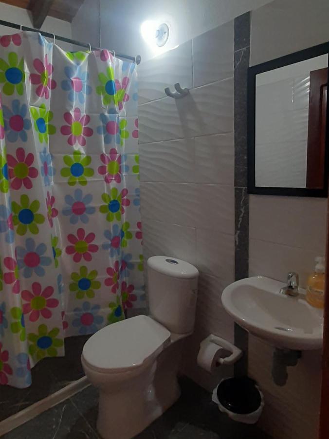 Cafe Racer Hostel Хардин Номер фото