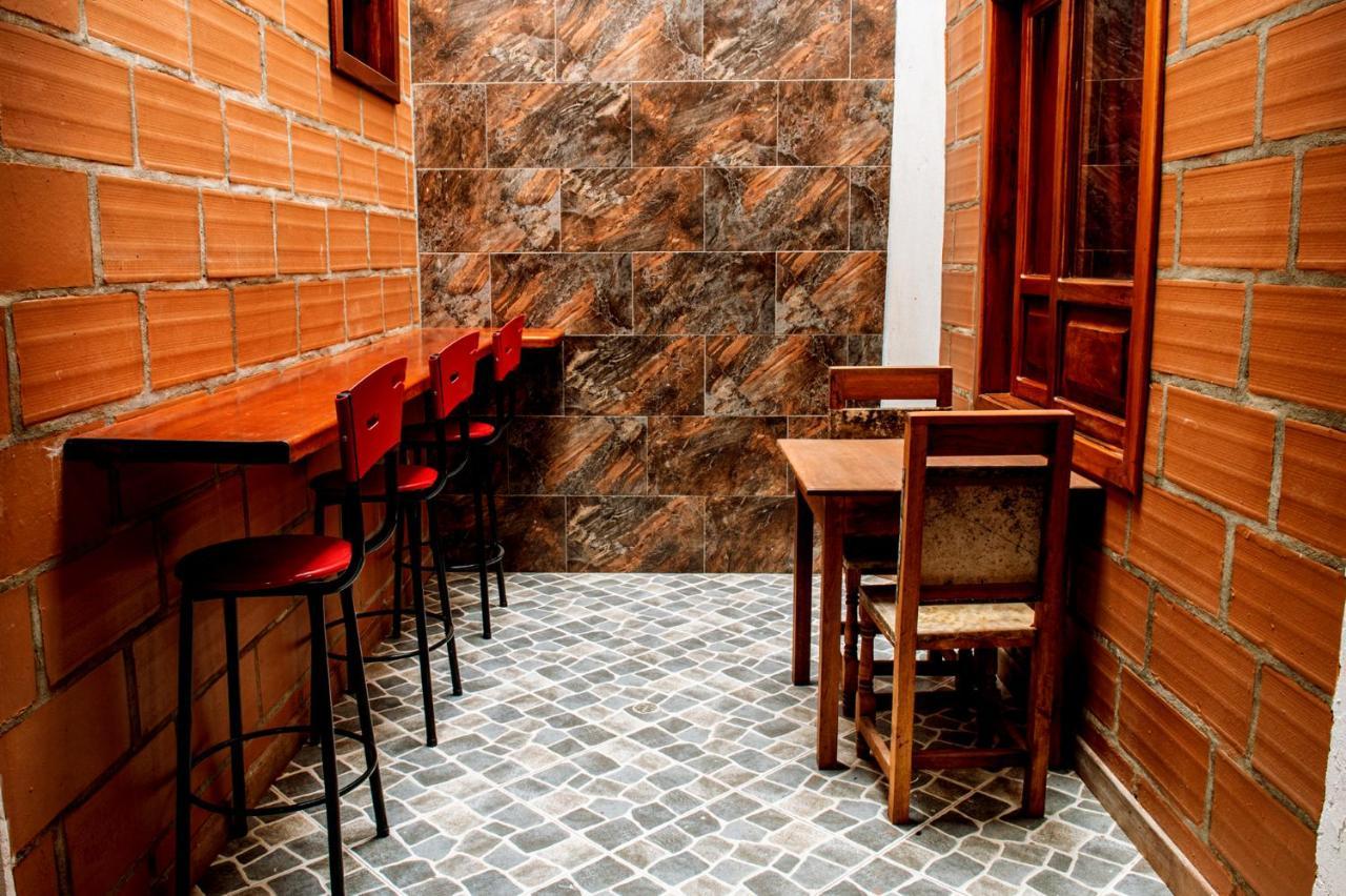 Cafe Racer Hostel Хардин Экстерьер фото