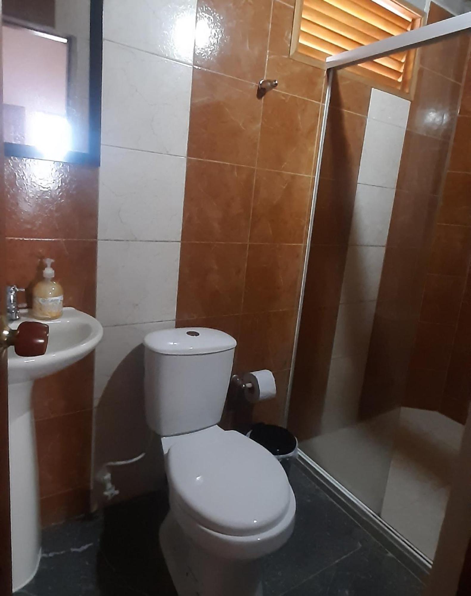 Cafe Racer Hostel Хардин Номер фото